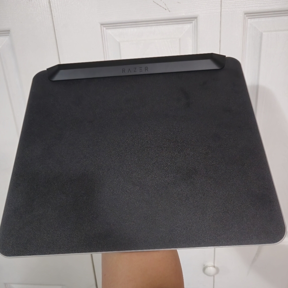 Razer Firefly Pro v2 - Picture 2 of 4